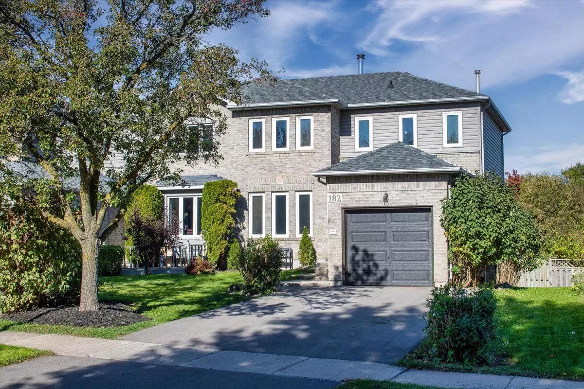 Oakville, ON L6H 5K3,182 Ross LN