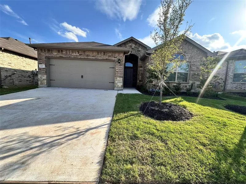 617 Passenger Trail, Fort Worth, TX 76131