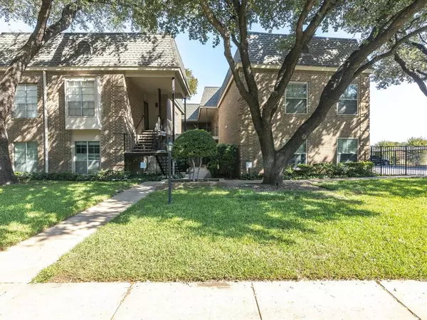 Fort Worth, TX 76109,4420 Harlanwood Drive #231