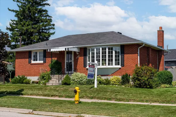 Oshawa, ON L1J 1C7,722 Gaspe AVE