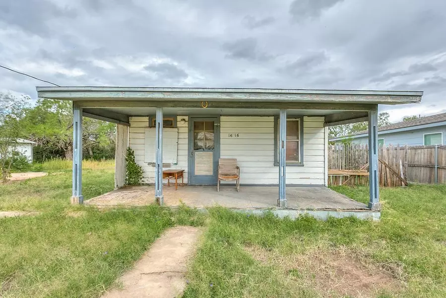 1616 Beacon St, San Angelo, TX 76905