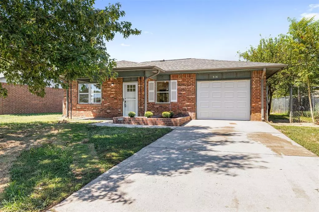 El Reno, OK 73036,316 Hope Avenue