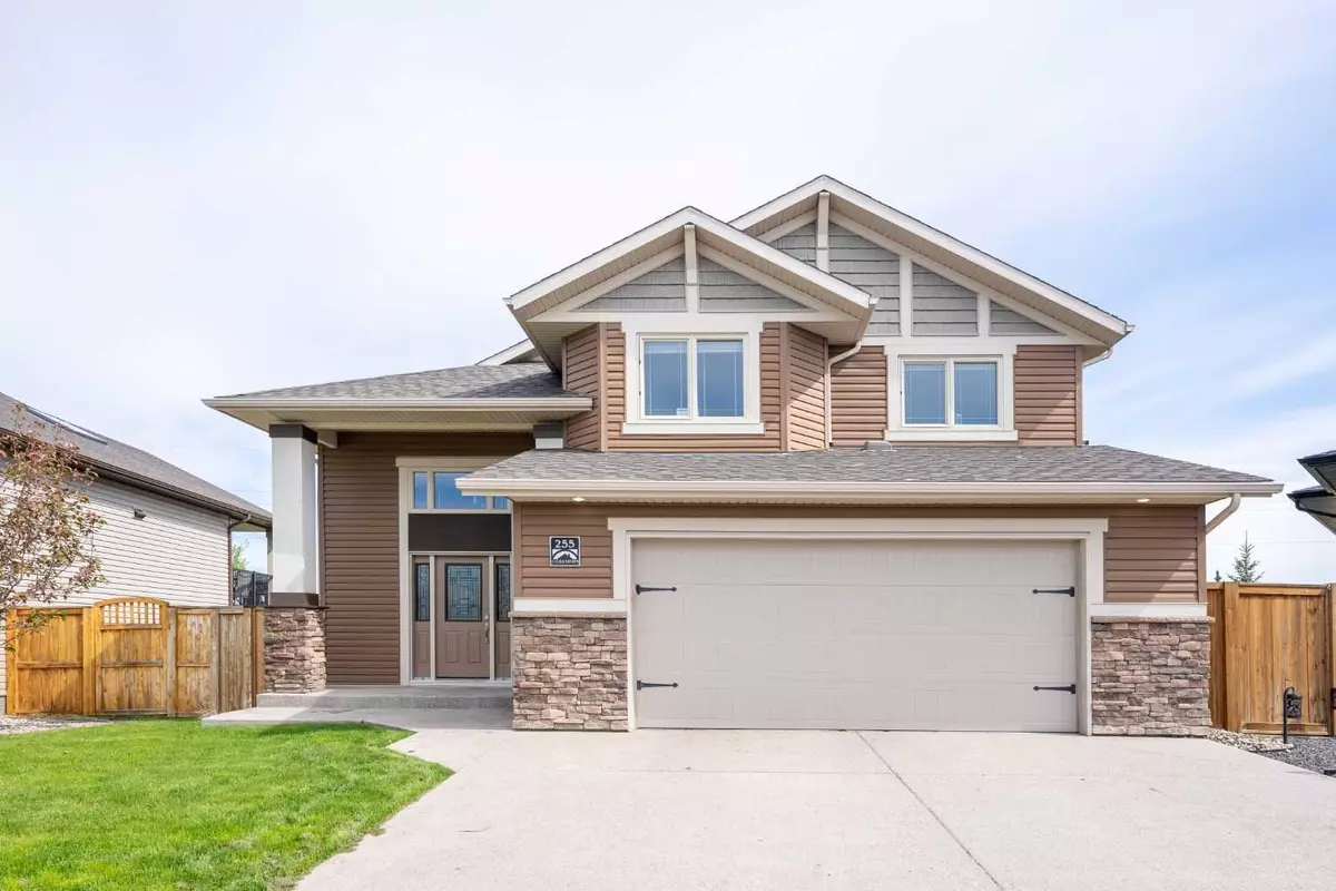 Lethbridge, AB T1K 5W7,255 Canyon Estates WAY West