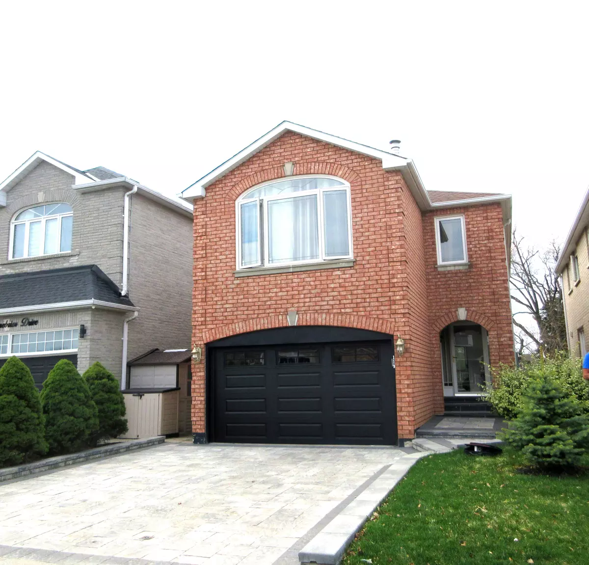 Vaughan, ON L6A 2N1,119 Stonebriar DR