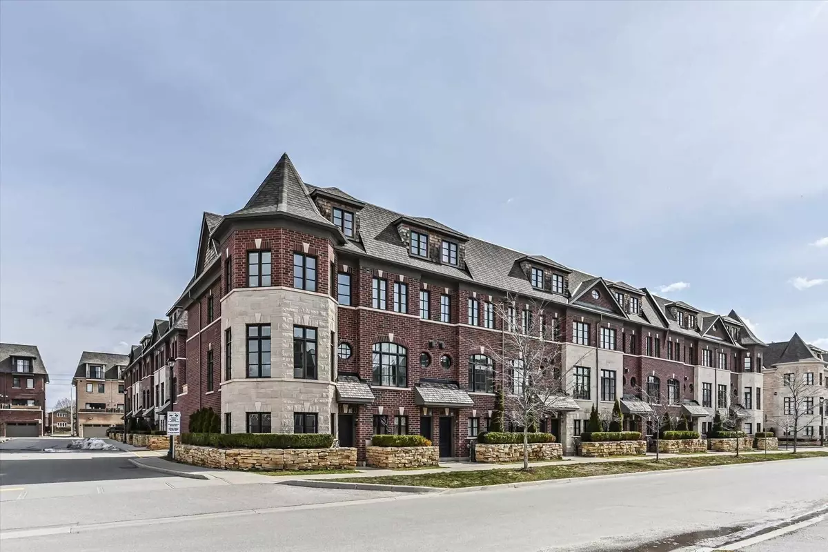 Oakville, ON L6H 7H2,2165 Lillykin ST