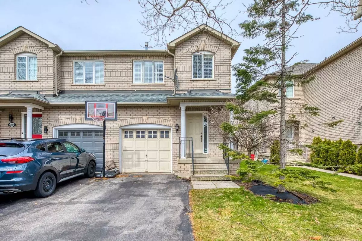 Oakville, ON L6M 3W2,1385 Brookstar DR