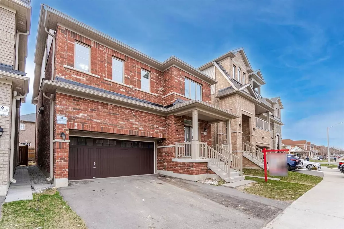 Brampton, ON L6Y 1N8,74 Geranium CRES