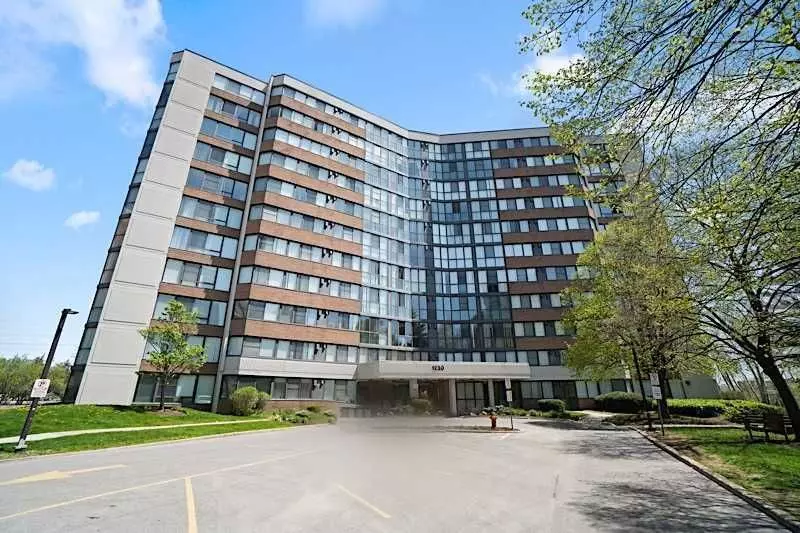 Oakville, ON L6H 3K6,1230 Marlborough CT #401