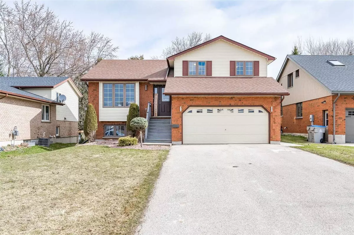 North Perth, ON N4W 3G5,650 Maple AVE N