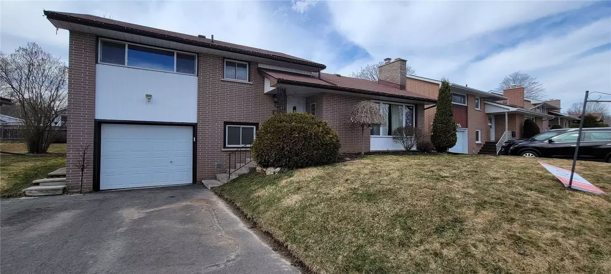 Peterborough, ON K9H 6R6,1261 Royal DR