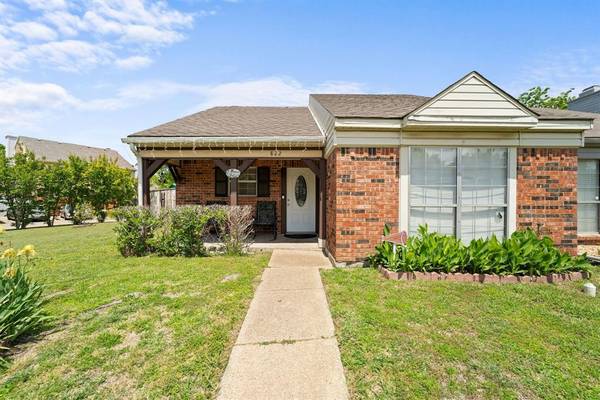 822 Colchester Drive,  Mesquite,  TX 75149