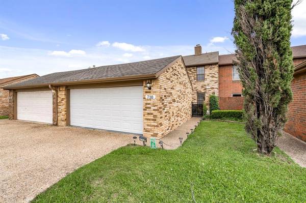 710 Champion Court,  Garland,  TX 75043