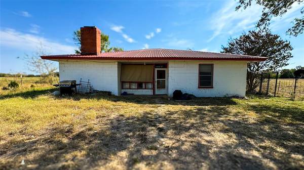 Bonham, TX 75418,1710 County Road 2600