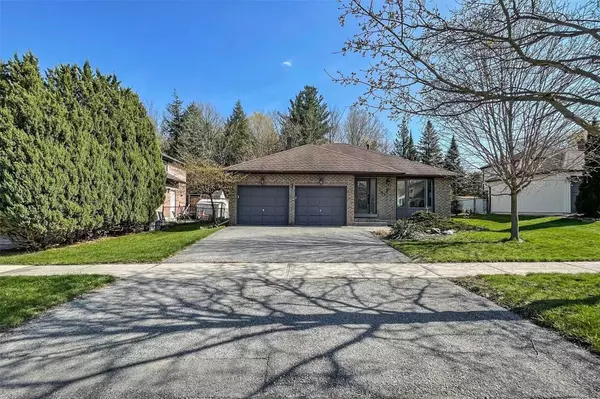 East Gwillimbury, ON L9N 1B8,187 Hilltop DR