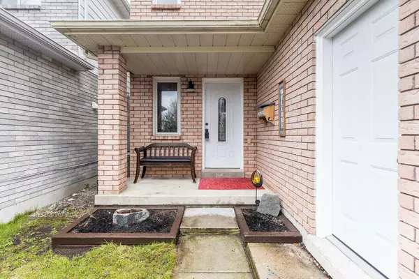 Barrie, ON L4M 6C6,50 Radenhurst CRES