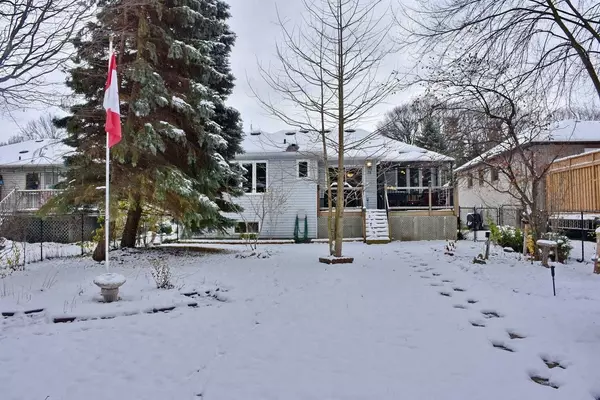 Wasaga Beach, ON L9Z 1G7,34 Timberland CRES