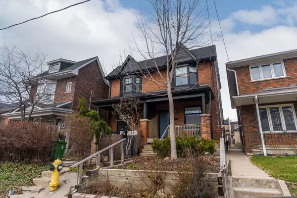 Toronto, M6H 2N3,232 Rosemount AVE #Upper