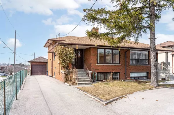 Toronto W05, ON M3M 1B3,32 Springview AVE