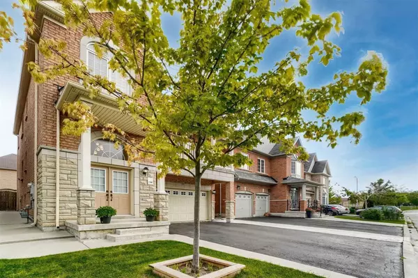 Brampton, ON L6P 2M7,24 Cobblehill CRES