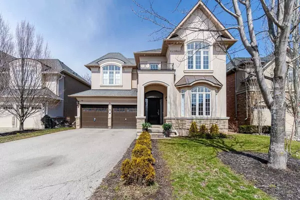 Oakville, ON L6L 6V7,161 Spring Azure CRES