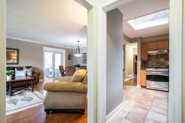 Halton, ON L6K 1P8,610 Parkside DR