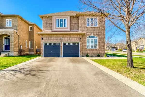 Oakville, ON L6M 4V4,2374 Grand Oak TRL