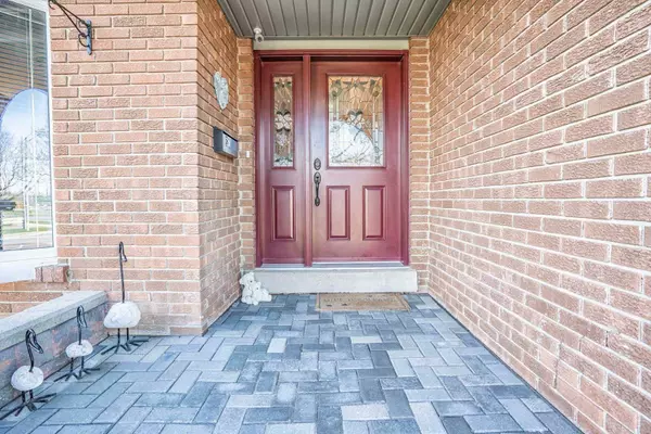 Brampton, ON L6V 3L8,21 Claypine TRL