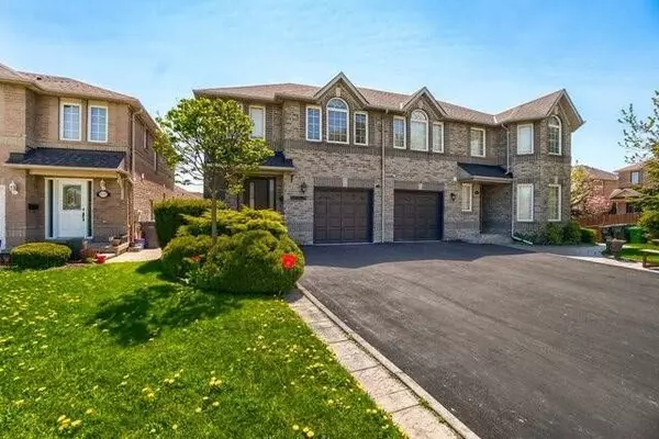 Mississauga, ON L5B 4G3,3129 Salmona CT