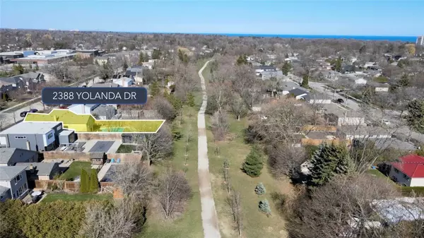 Oakville, ON L6L 2H8,2388 Yolanda DR