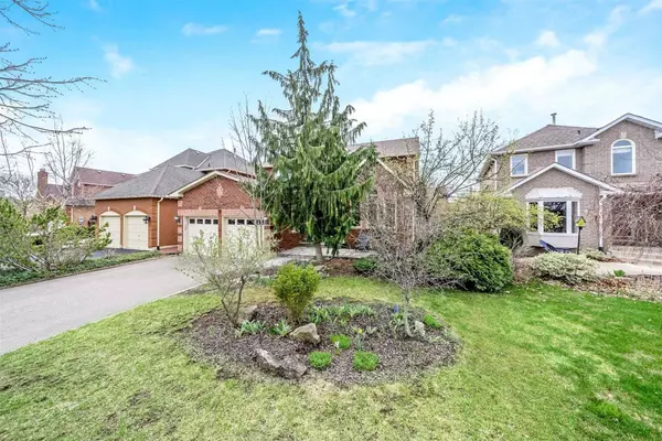 Halton Hills, ON L7G 5K4,5 Nixon CRES