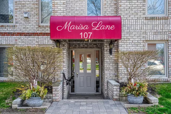 Cobourg, ON K9A 5N6,107 Marisa LN #405