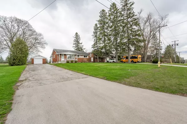 Guelph/eramosa, ON N1H 6J2,32 Bedford RD