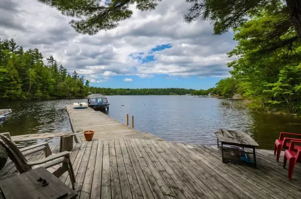 Georgian Bay, ON P0E 1E0,18558 GEORGIAN BAY SHORE N/A