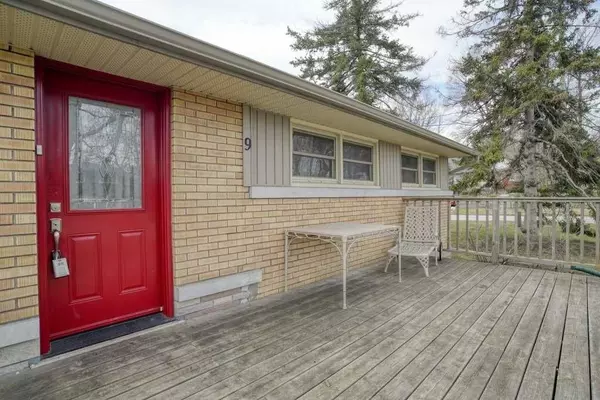 Kitchener, ON N2H 6K5,9 Downey ST