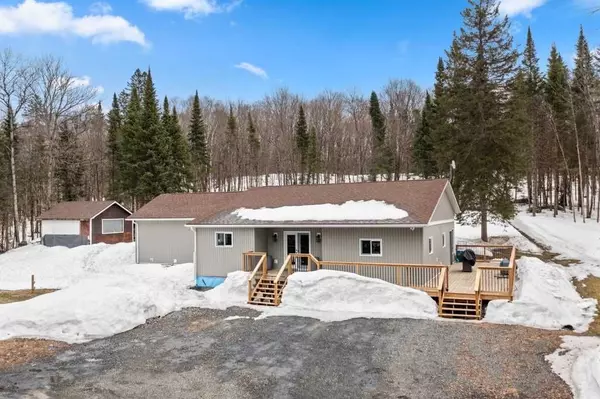 Muskoka Lakes, ON P0B 1J0,5177 Aspdin RD