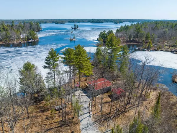 Georgian Bay, ON L0K 1S0,621 Sweets Portage RD