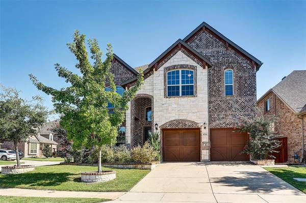 4336 Oak Chase Drive, Fort Worth, TX 76244