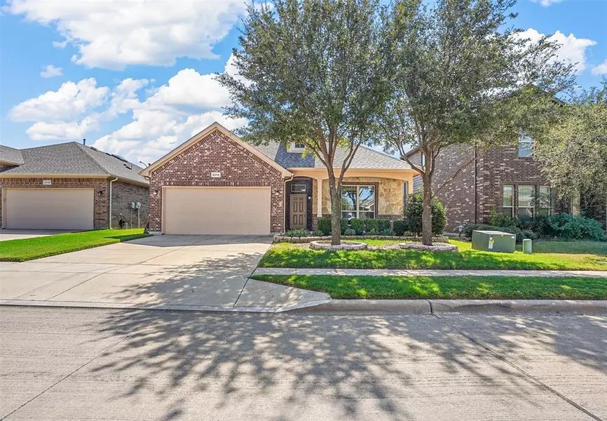 2312 Laurel Forest Drive, Fort Worth, TX 76177