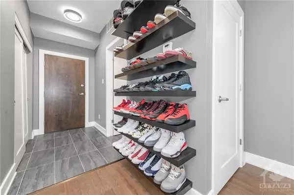 Ottawa, ON K2J 6J3,615 LONGFIELDS DR #203