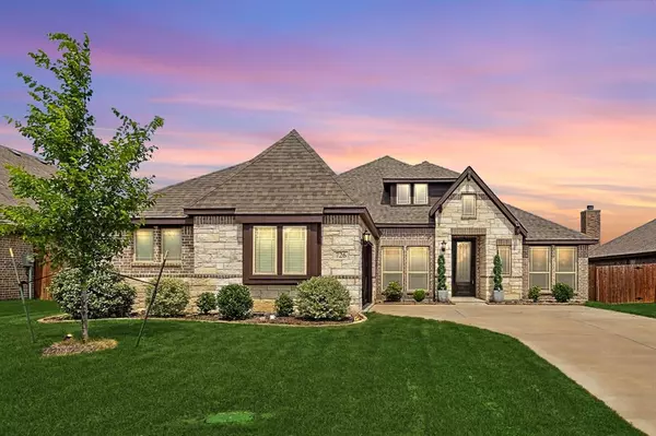 726 Larkspur Lane, Midlothian, TX 76065