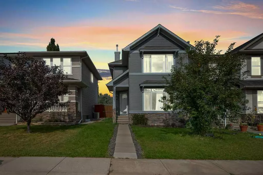 147 Silverado Plains Close SW Calgary Close Southwest, Calgary, AB T2X 0G4