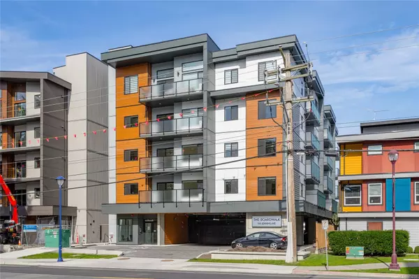 918 Jenkins Ave #401, Langford, BC V9B 2N7