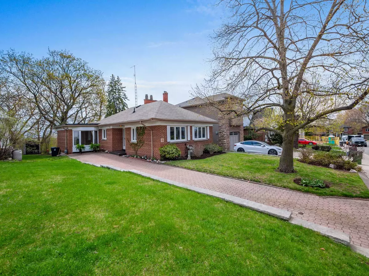 Toronto E02, ON M4E 1P4,39 Glen Stewart CRES