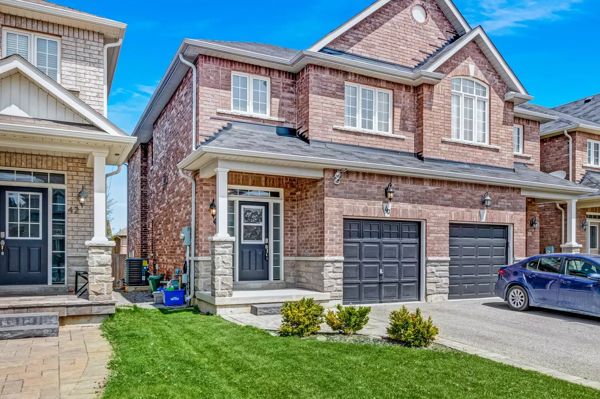 East Gwillimbury, ON L0G 1M0,40 Donald Stewart CRES