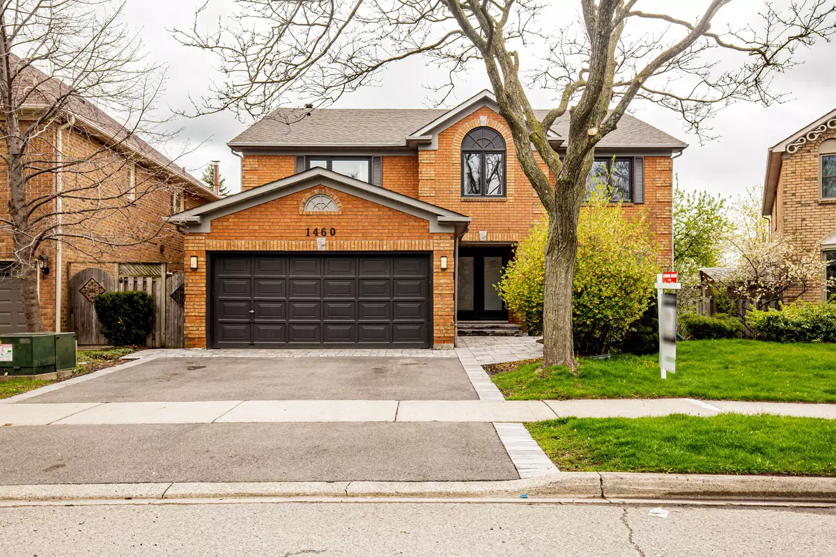 Oakville, ON L6M 2Z3,1460 Tanner CT W