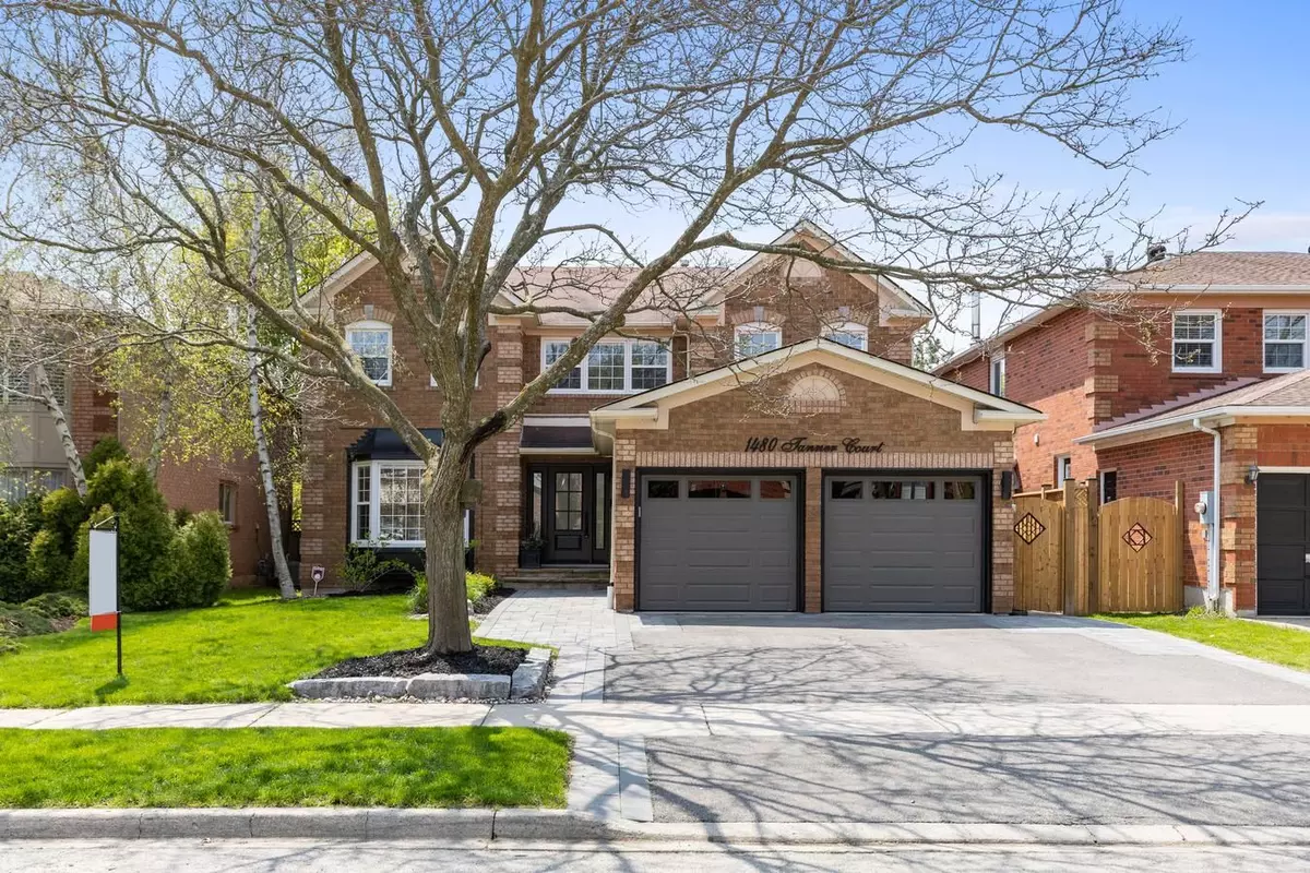 Halton, ON L6M 2Z3,1480 Tanner CT