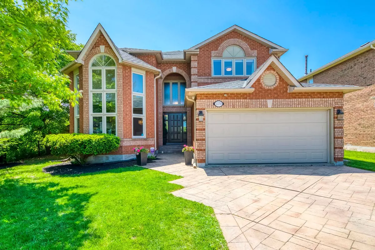 Oakville, ON L6H 6A9,2270 Grand Ravine DR