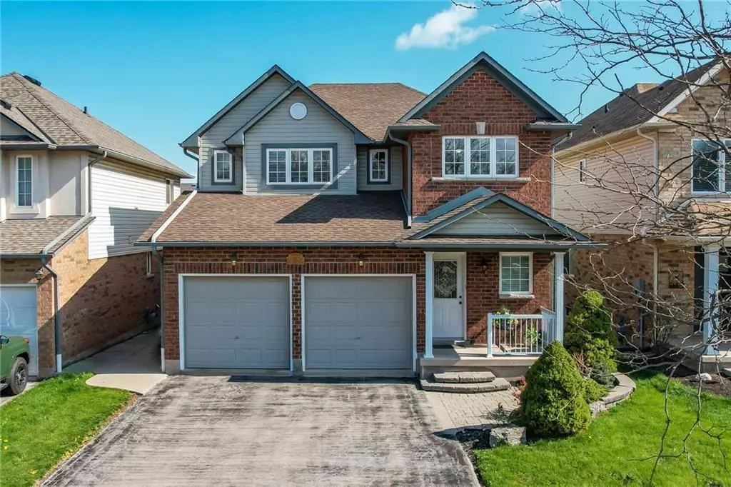 Grimsby, ON L3M 5S1,33 Vinifera DR