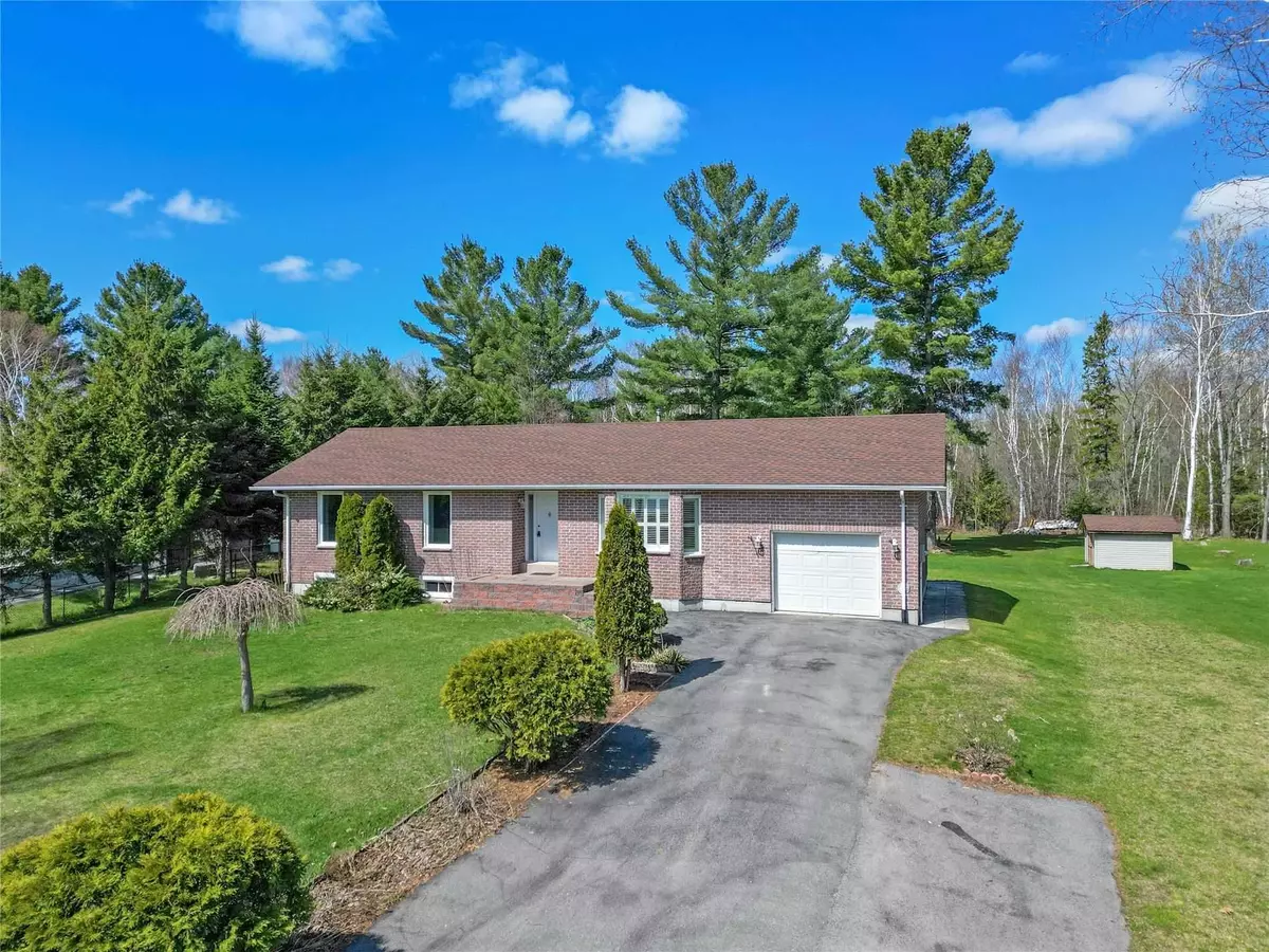 Kawartha Lakes, ON K0M 2T0,123 Pinewood BLVD