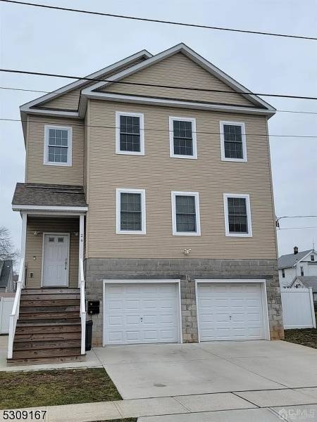 26 Noe St #2, Carteret Boro, NJ 07008